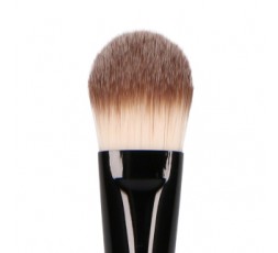 Make-Up Studio Foundation Brush met korte steel
